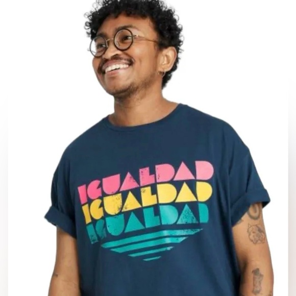 COPY - Take Pride Adult Tee Shirt - “IGUALDAD” Navy size Extra Large - Picture 2 of 3